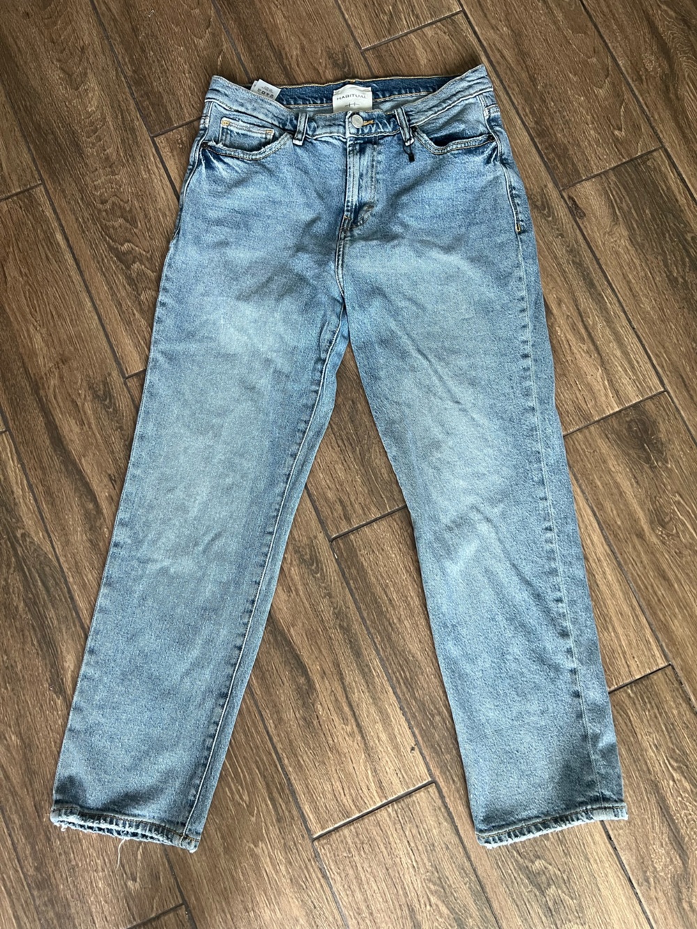 Habitual Lennon Crop Straight Jeans Size 8/29 Light Wash Raw Hem